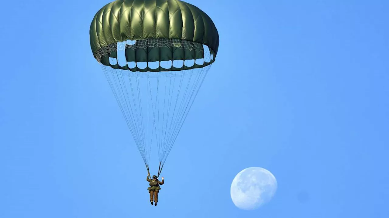 Parachutists commemorate 80th anniversary of Operation Market Garden in the Netherlands