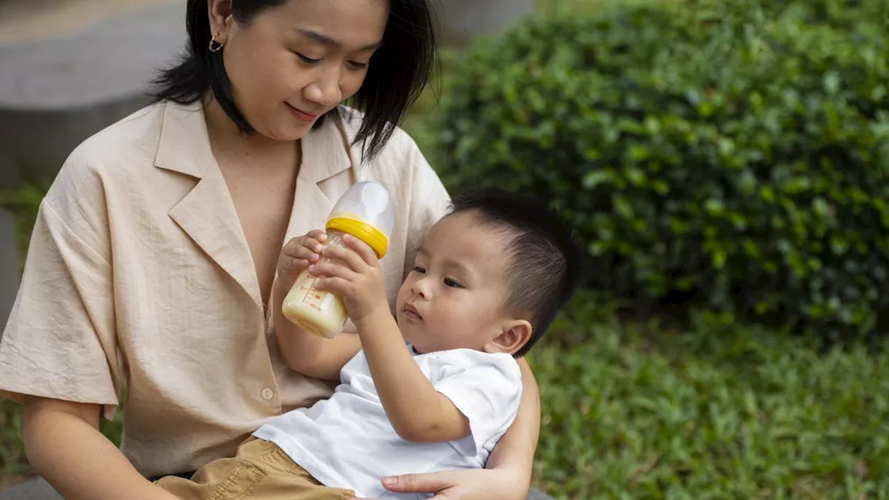 Mengetahui Tanda-Tanda Ketika Bayi Kenyang