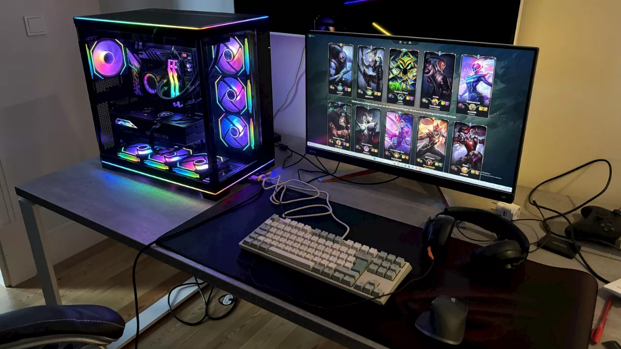 Spieler investiert 5.000 Euro in Gaming-PC – und spielt LoL