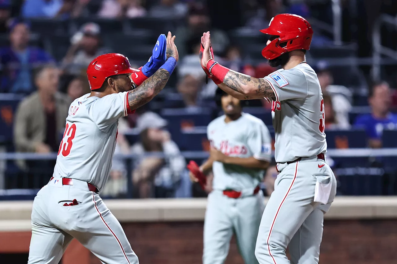 Phillies punch ticket to postseason by clobbering Mets