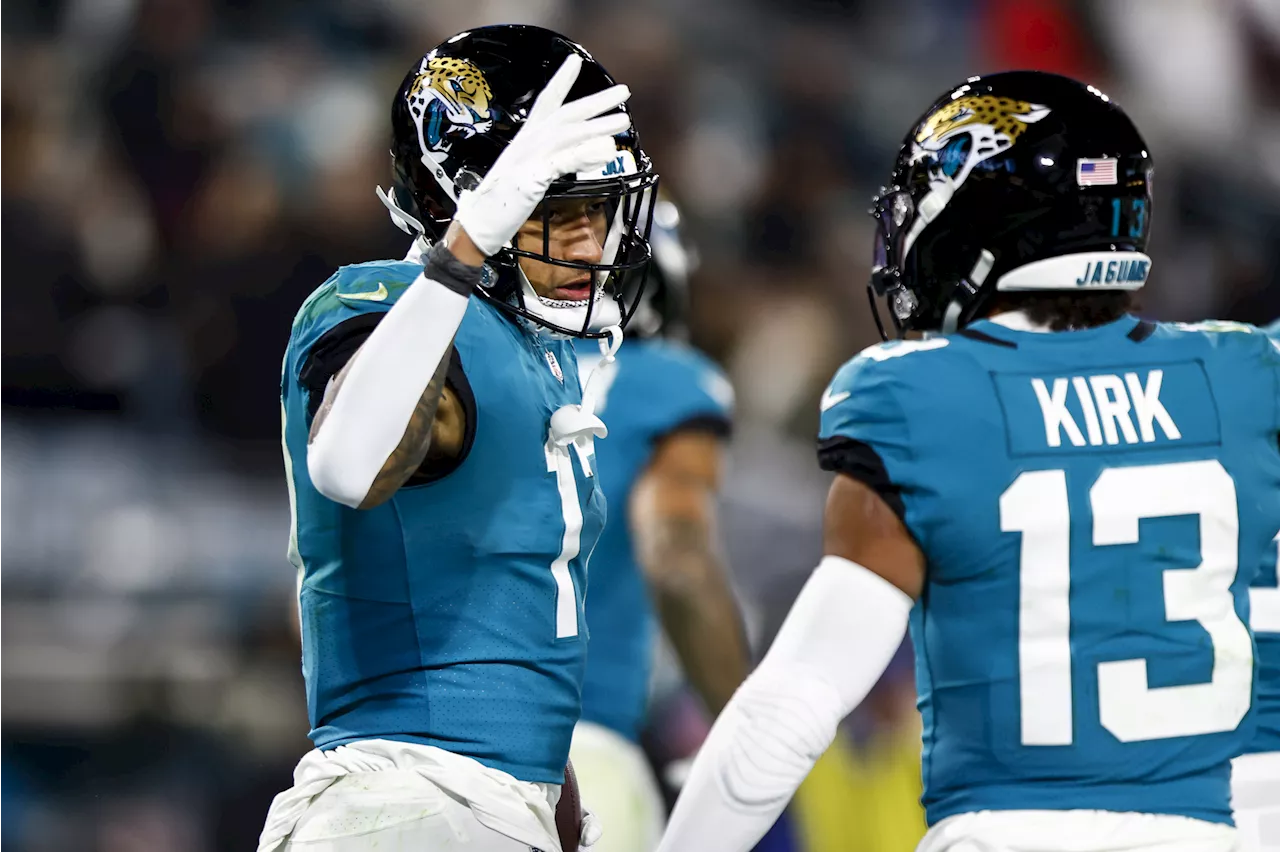 Jaguars Star Unlikely To Play MNF vs Bills Due to Injury