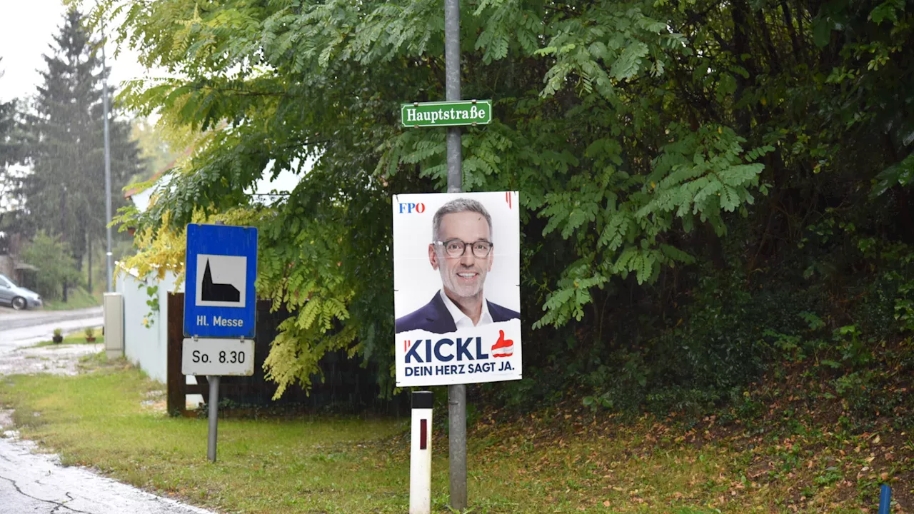 FPÖ-Plakatflut ärgert Felser Bürger