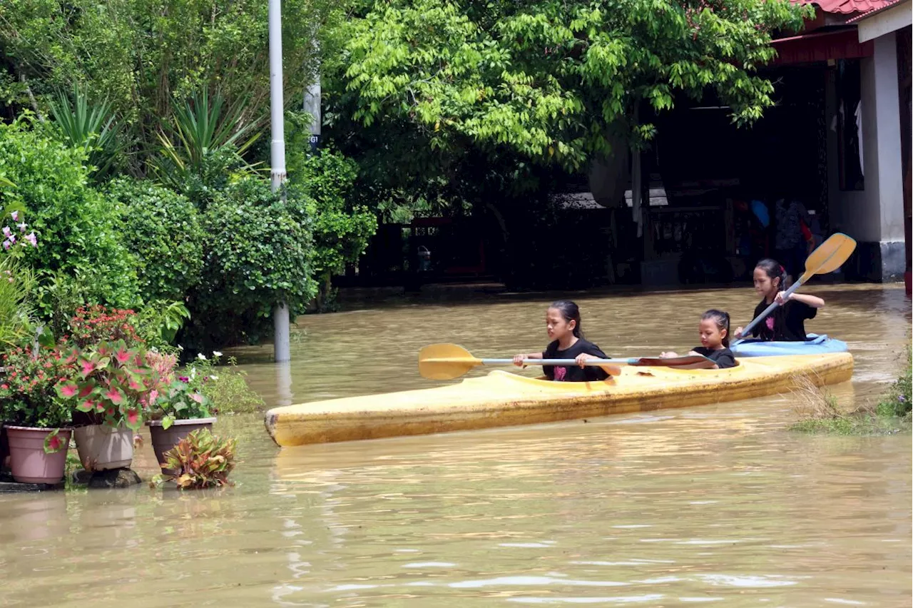 Floods: Number of evacuees in Kedah rises to 8,022 as of 4pm