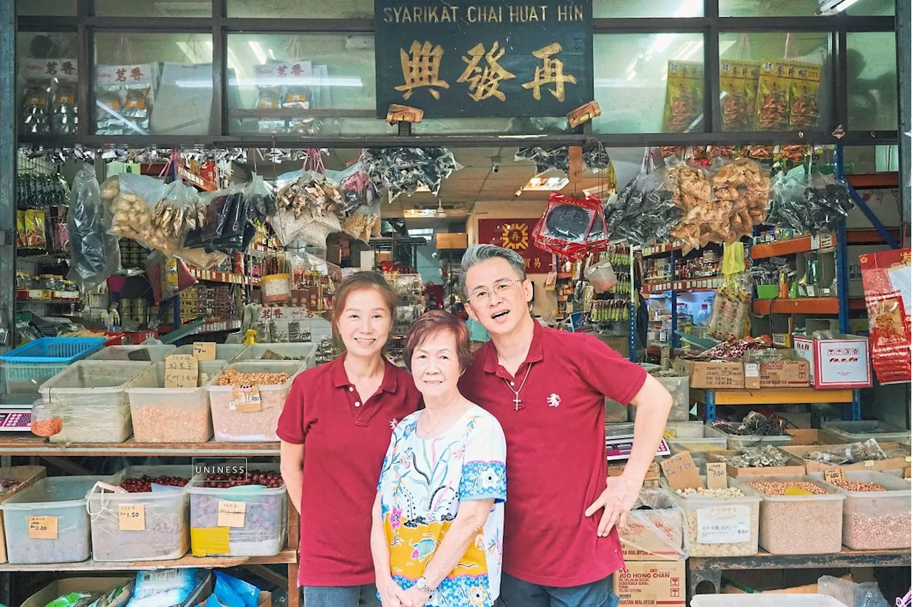 Project Future Malaysia celebrates Petaling Street's old trades in book and video