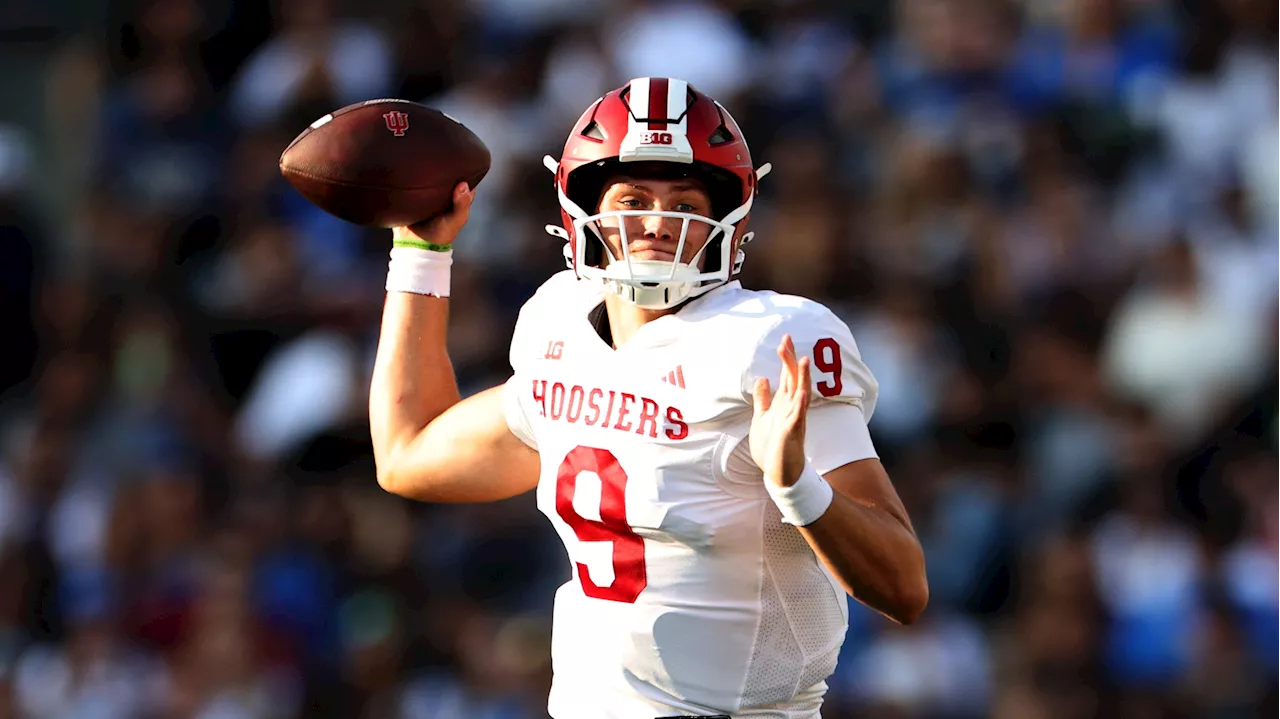 Rourke, Lawton combine for 4 TDs to help unbeaten Indiana rout Charlotte