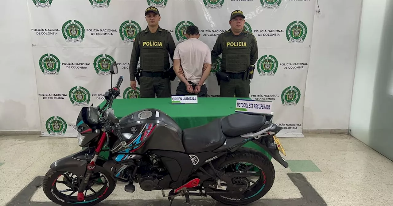 Con las manos en la masa: Lo sorprendieron con una motocicleta robada en Bucaramanga