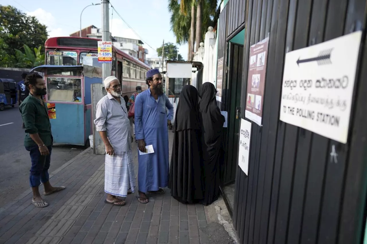 Sri Lankans vote in a presidential election that will decide how it recovers from economic crisis