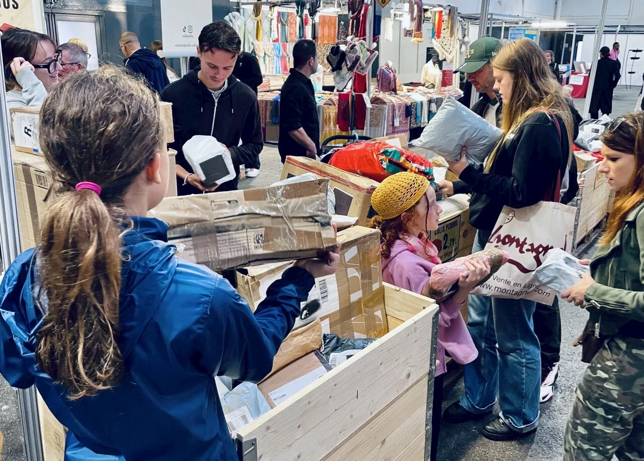 Le stand des colis perdus fait fureur à la Foire Internationale de Caen