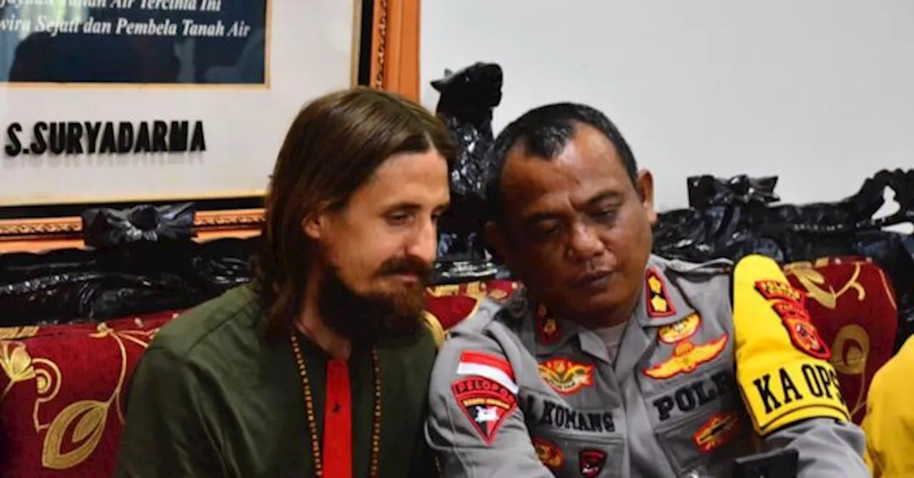 New Zealand Pilot Released After 19-Month Captivity in Indonesia