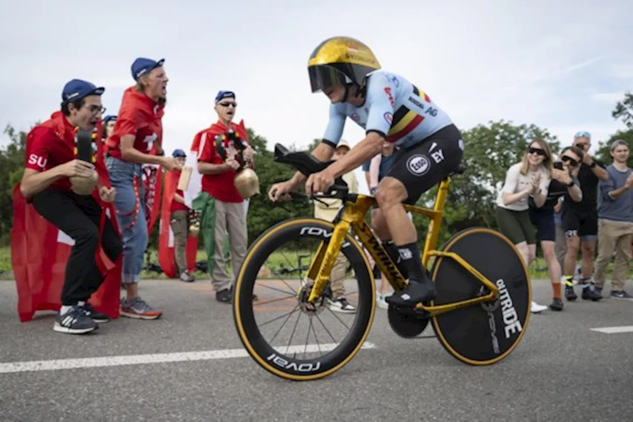 Evenepoel klopt sterke Ganna en pakt tijdritdubbel Spelen-WK