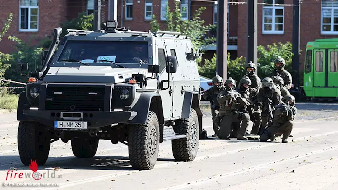 Große Polizeiverfügung in Hannover simuliert Anschlag auf Veranstaltung