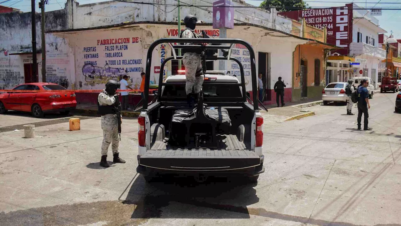 AMLO y Claudia Sheinbaum visitan Palenque para orar por la paz en Chiapas