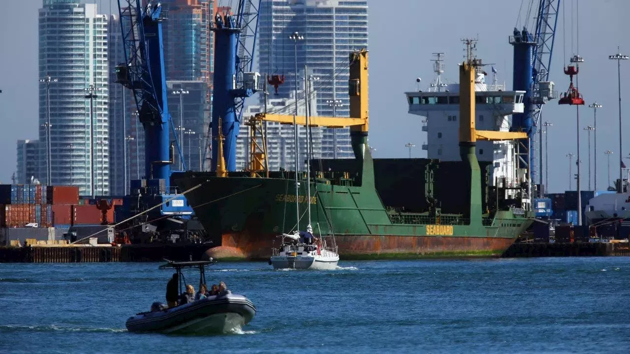 Port Strikes Threaten East Coast, Gulf Supply Chain Business