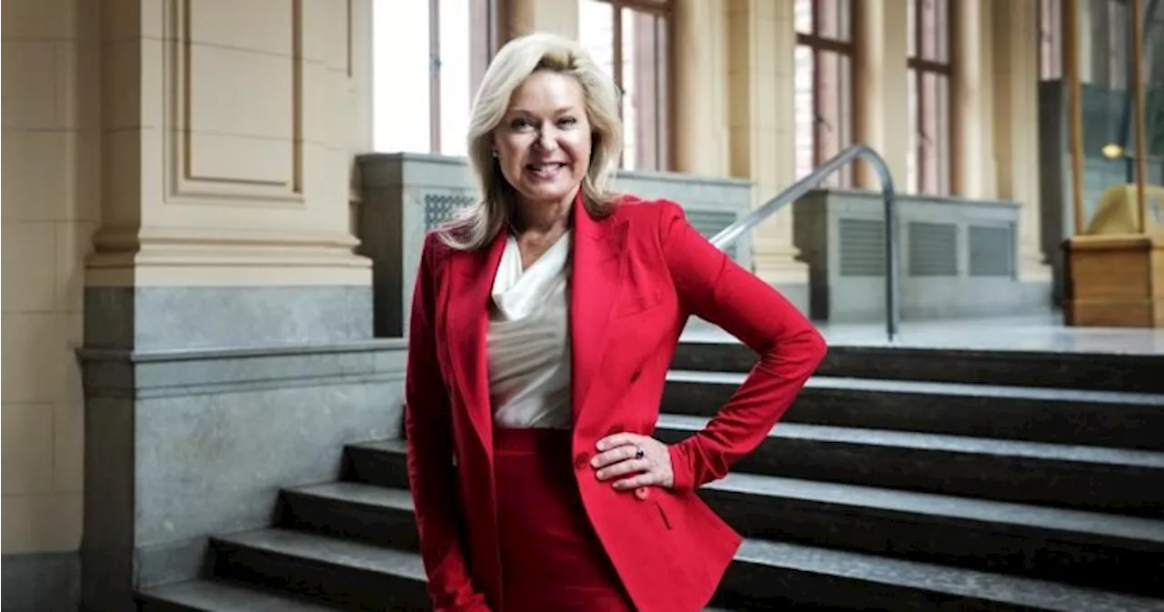 Bonnie Crombie takes aim at Ontario premier in campaign-style speech at Liberal gathering