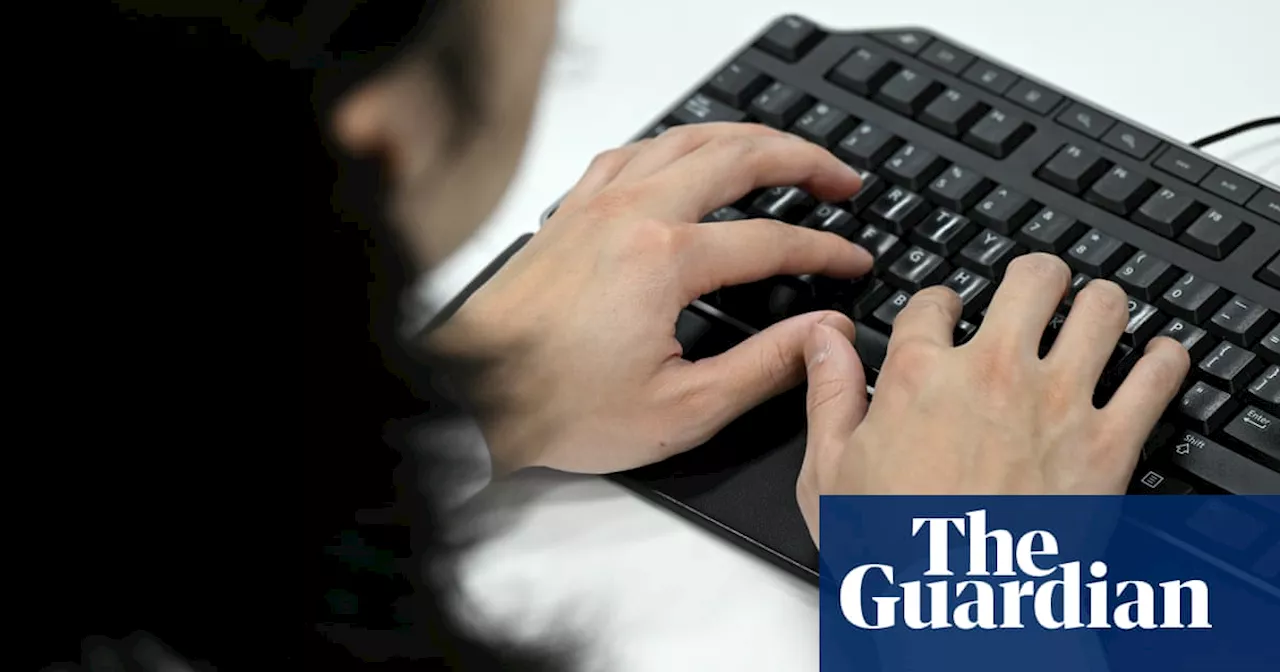 Worker Wins £5,000 After Mistakenly Calling Customer A 'Twat' In Email