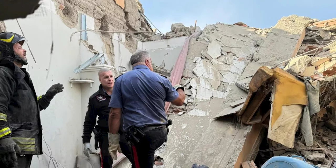 Due bambini sono morti nel crollo di una palazzina a Saviano, in provincia di Napoli