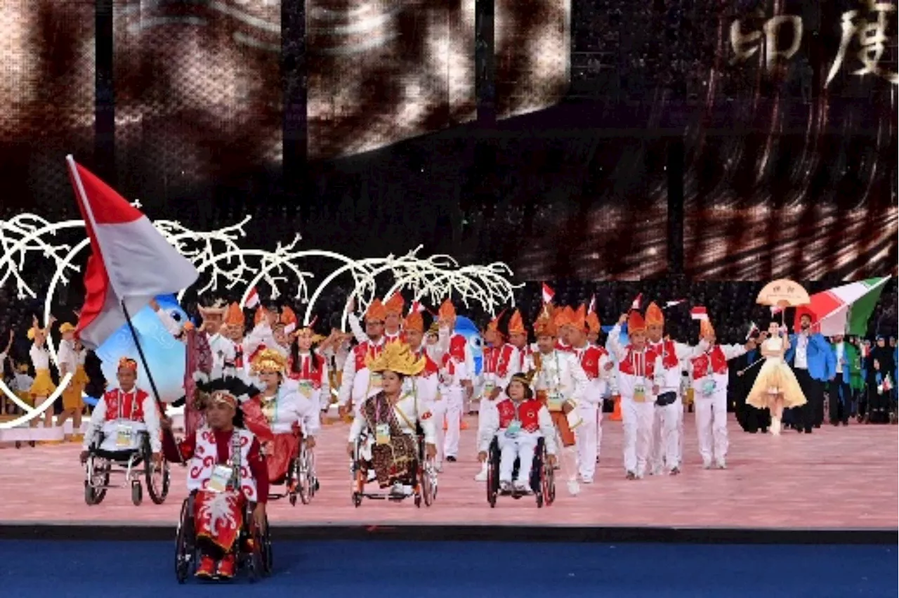 Opening Ceremony Paralimpiade 2024 Paris, Kontingen RI Tampilkan Kekayaan Budaya Nusantara