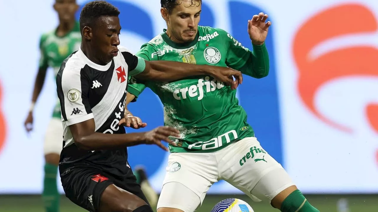 Vasco enfrenta Palmeiras em meio a sua melhor série invicta no Brasileirão