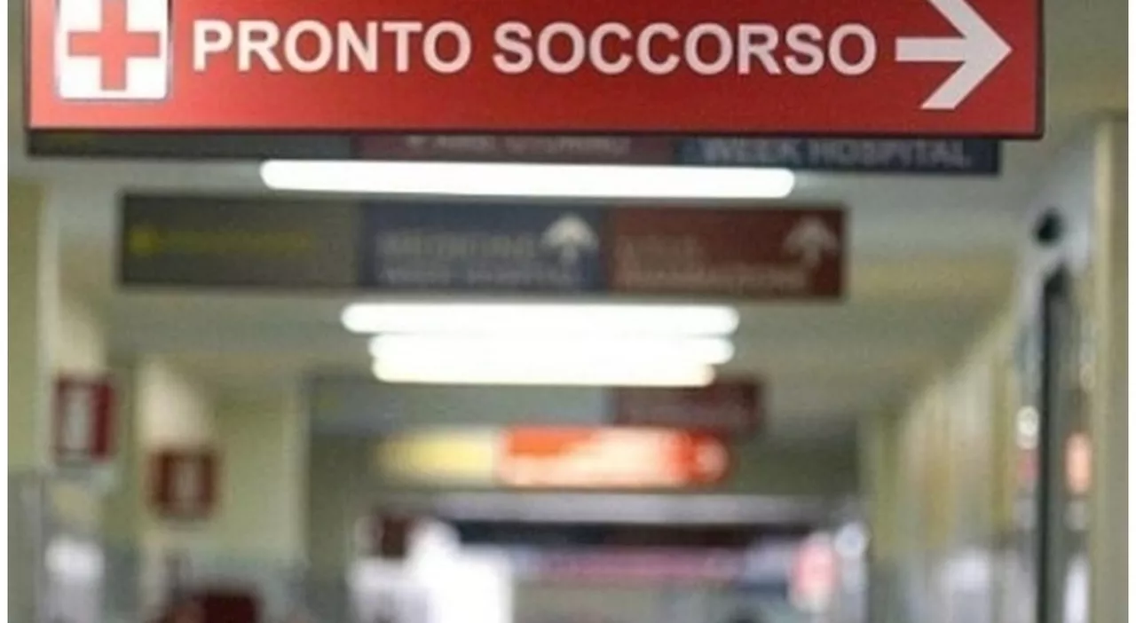 Paziente aggredisce infermieri e persone in attesa al pronto soccorso di Imola