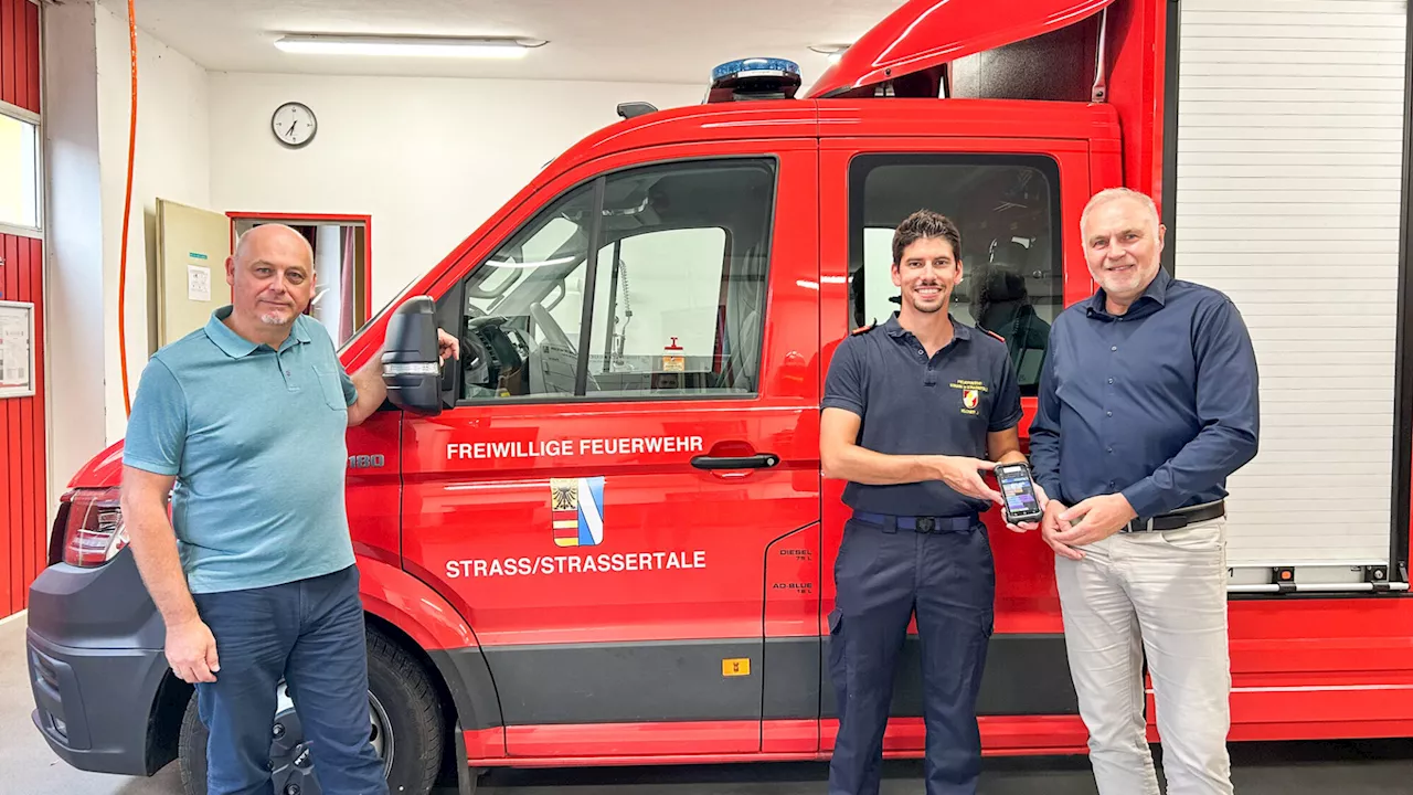 Österreichische Post spendet Handhelds an Freiwillige Feuerwehr Straß