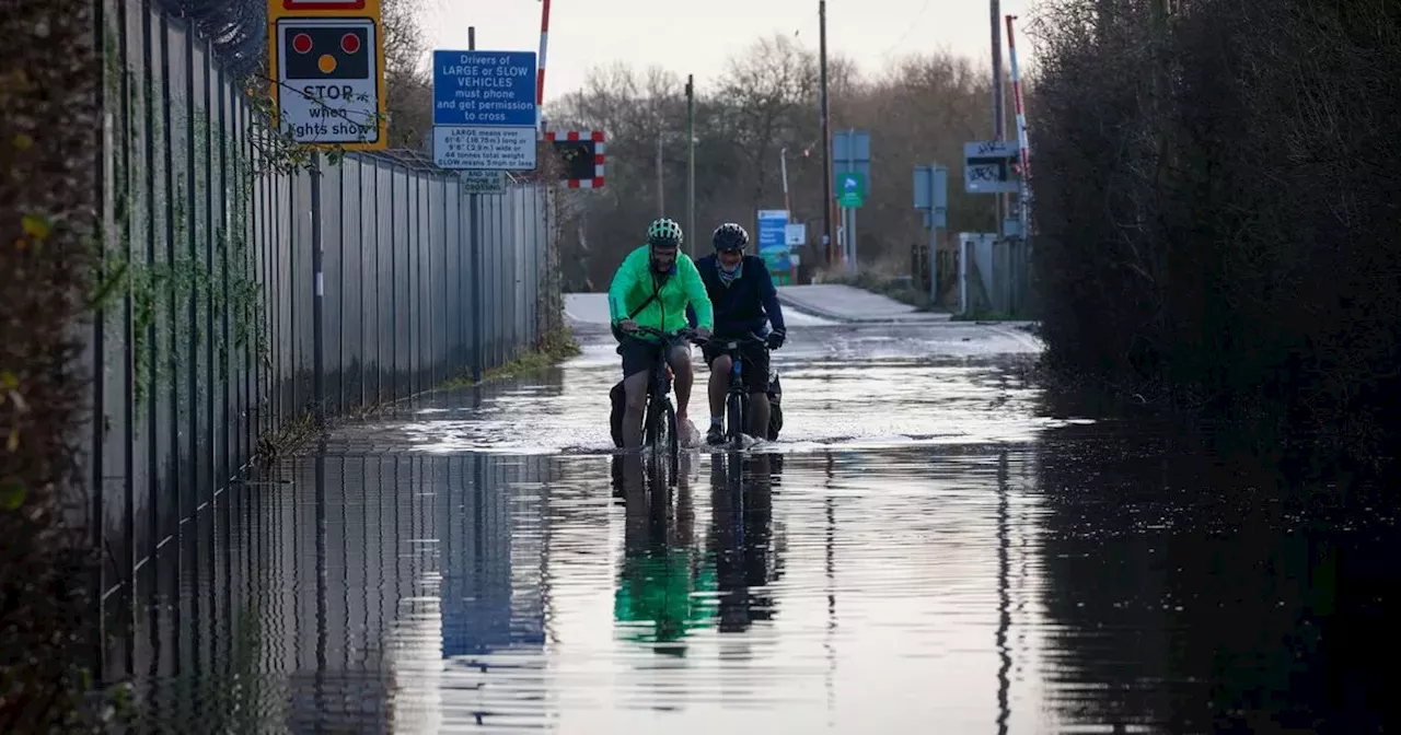 Heavy Rain Continues To Batter Nottinghamshire, Flooding Risk Raised