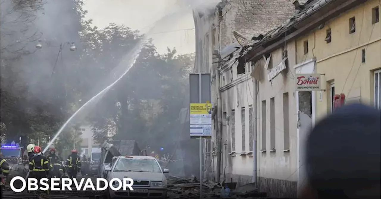 Zelensky: Rússia lança 900 bombas aéreas e drones contra Ucrânia na semana passada