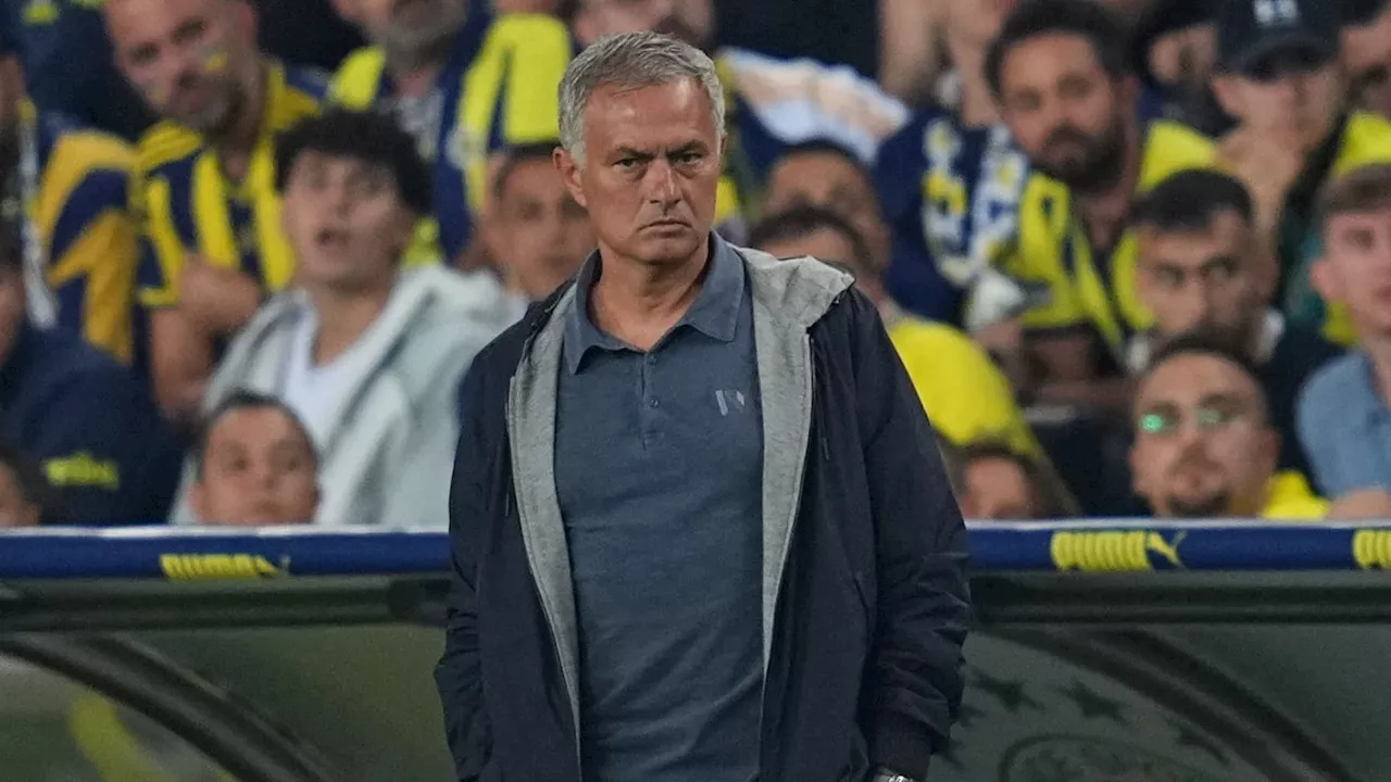 Süper Lig: Galatasaray se paye Mourinho, 'the Crying One', après la victoire contre Fenerbahçe