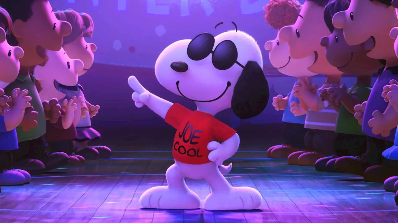 Snoopy's &quot;Joe Cool&quot; Alter-Ego From Peanuts, First Appearance & Funniest Moments Explained