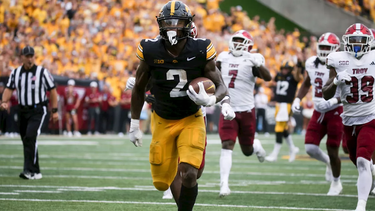 WATCH: Iowa Hawkeyes' Kaleb Johnson Sets Up Touchdown With Electric Run