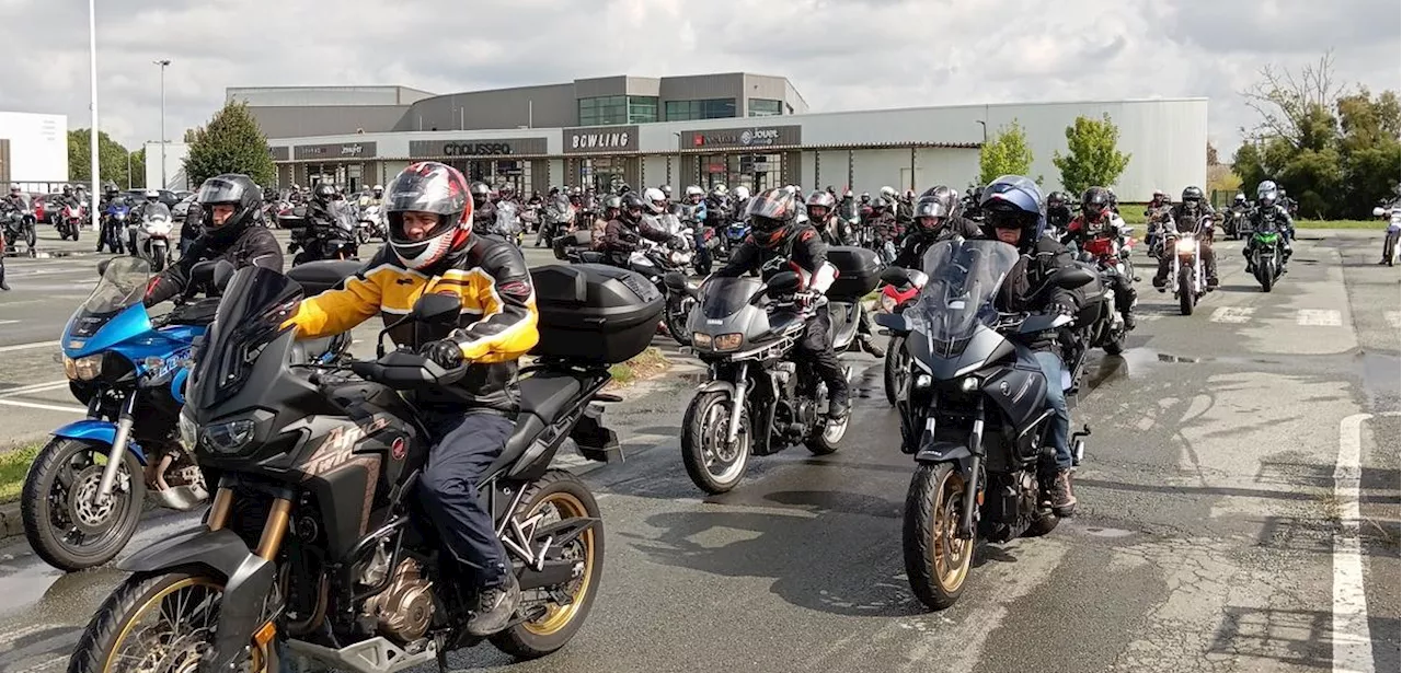 Charente-Maritime : un convoi de 150 motards contre le contrôle technique des deux roues motorisés