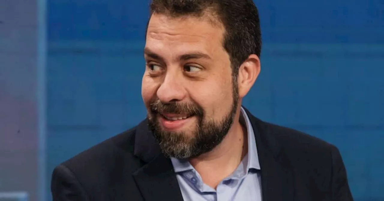 Boulos faz bicicletada na Paulista e diz que Nunes fugiu de debate para evitar questionamentos