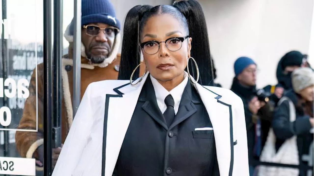 Janet Jackson apologizes for parroting obvious misinformation about Kamala Harris