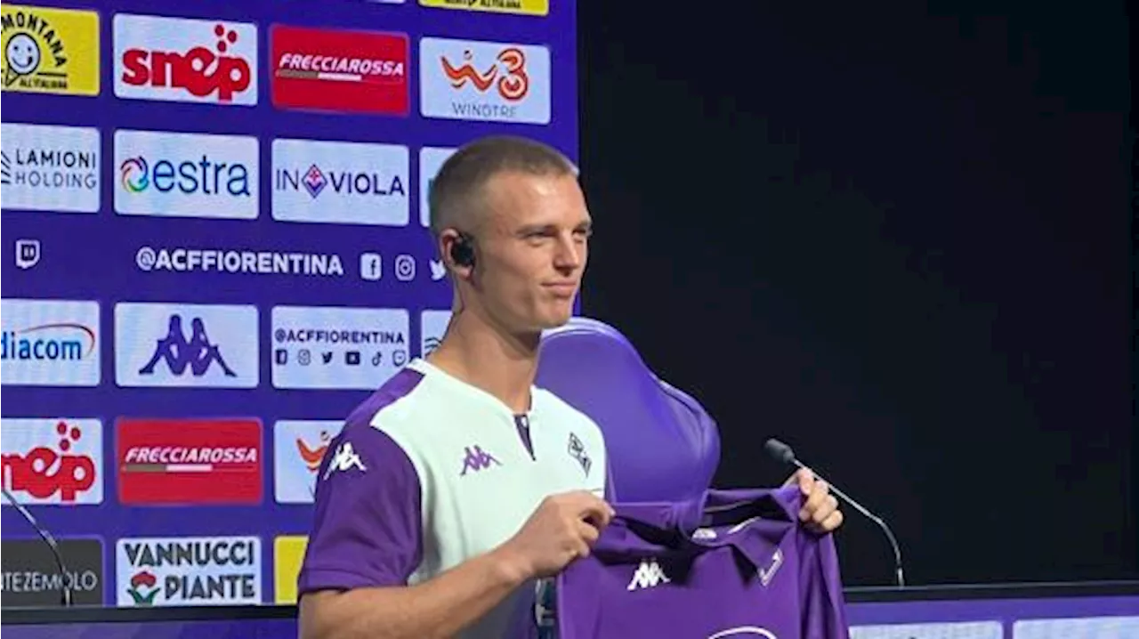 Palladino rivoluziona la Fiorentina all'intervallo: difesa a quattro ed esordio per Gudmundsson