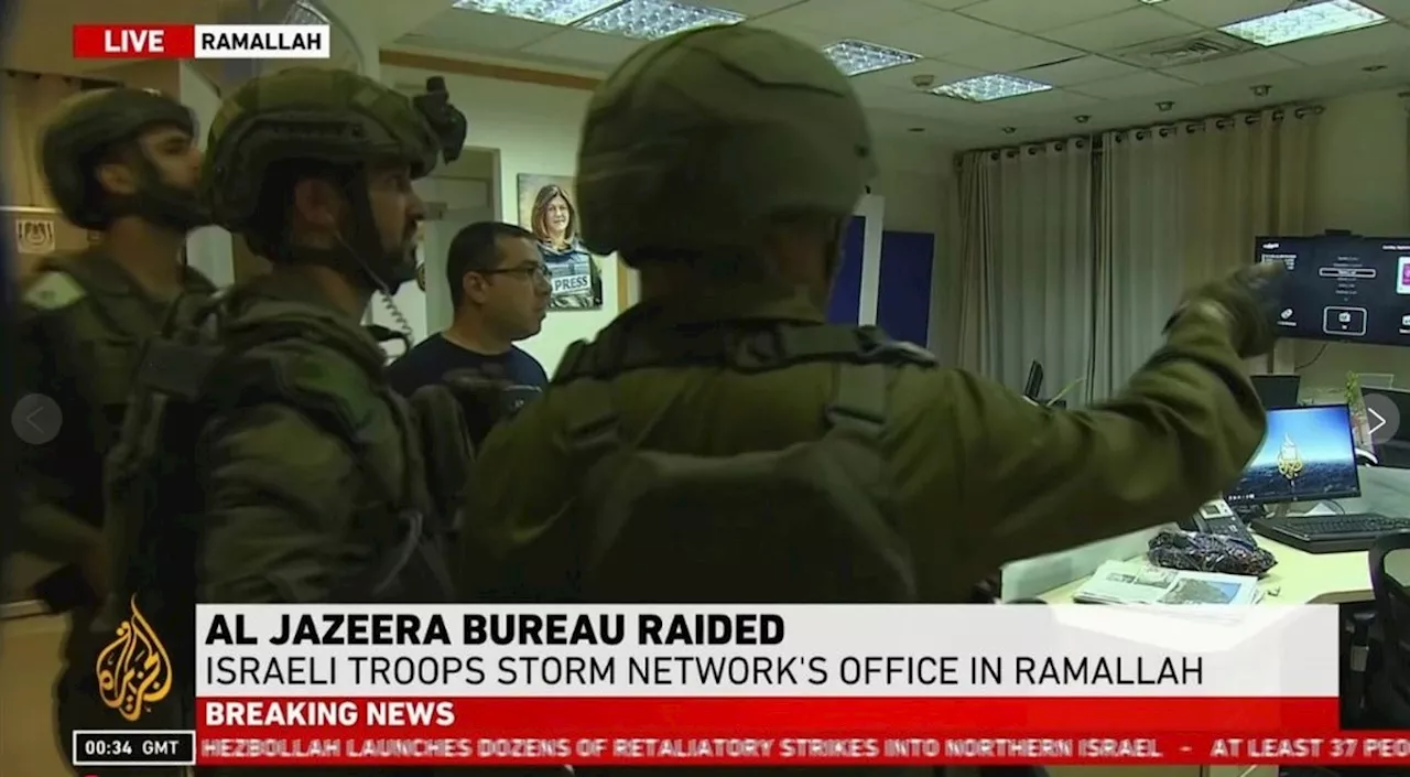 Israel invade e fecha o escritório da Al Jazeera em Ramallah, na Cisjordânia