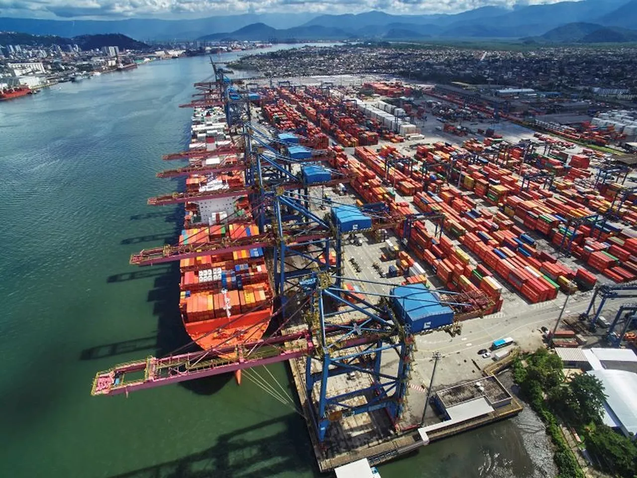 Opportunity vende fatia na Santos Brasil para CMA CGM