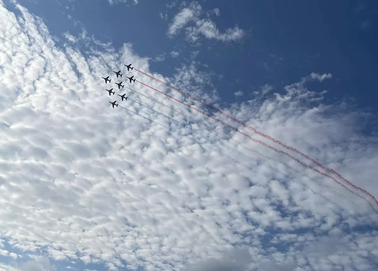 Une visite surprise, que faisait la Patrouille de France dans le ciel des Pyrénées-Orientales ?