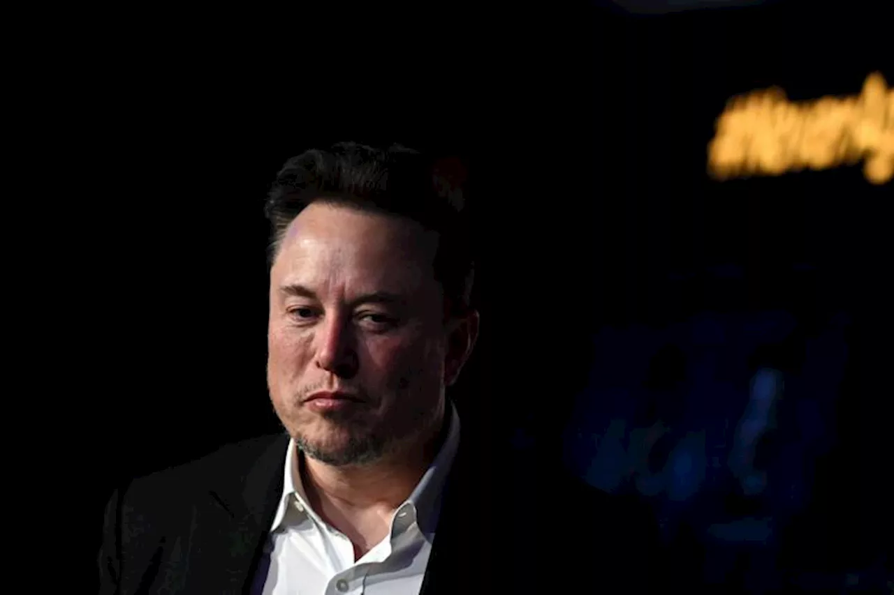 Elon Musk, retromarcia nello spazio: 'Con Harris presidente non andiamo su Marte'