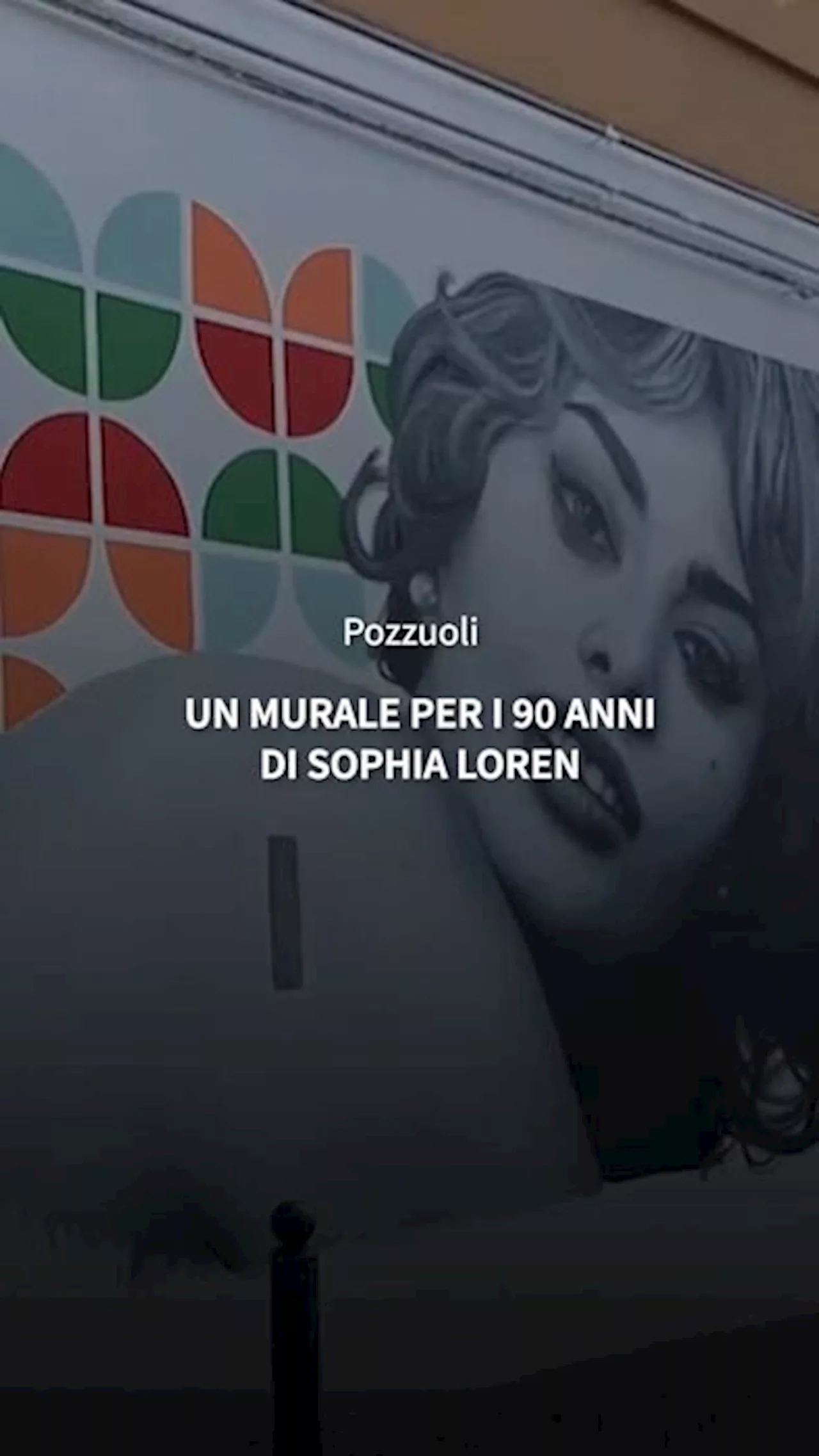 Pozzuoli, un murale per i 90 anni di Sophia Loren