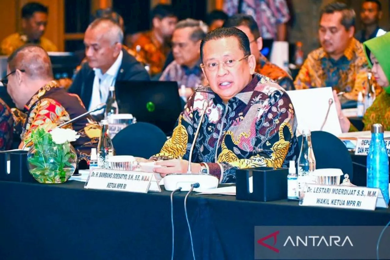 MPR Akan Undang Keluarga Soeharto dan Gus Dur untuk Rekonsiliasi Bangsa