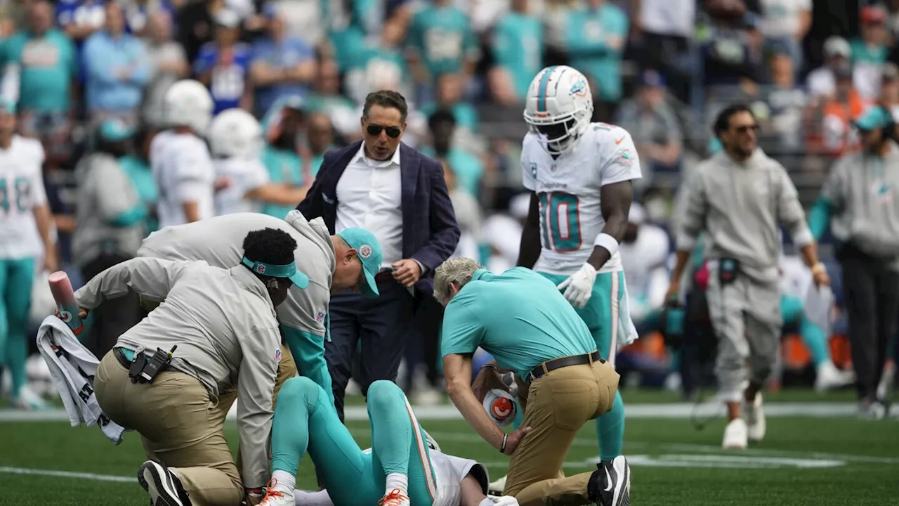 With another injured quarterback, the Dolphins' early season woes continue to pile up