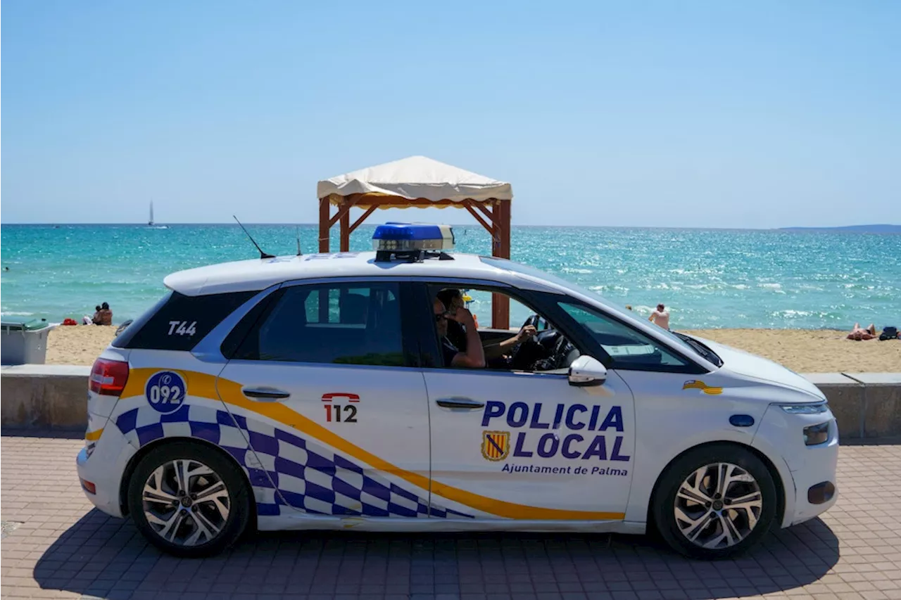 Mallorca: Deutsche Urlauber am FKK-Strand mit Hammer attackiert und von Klippe geschubst