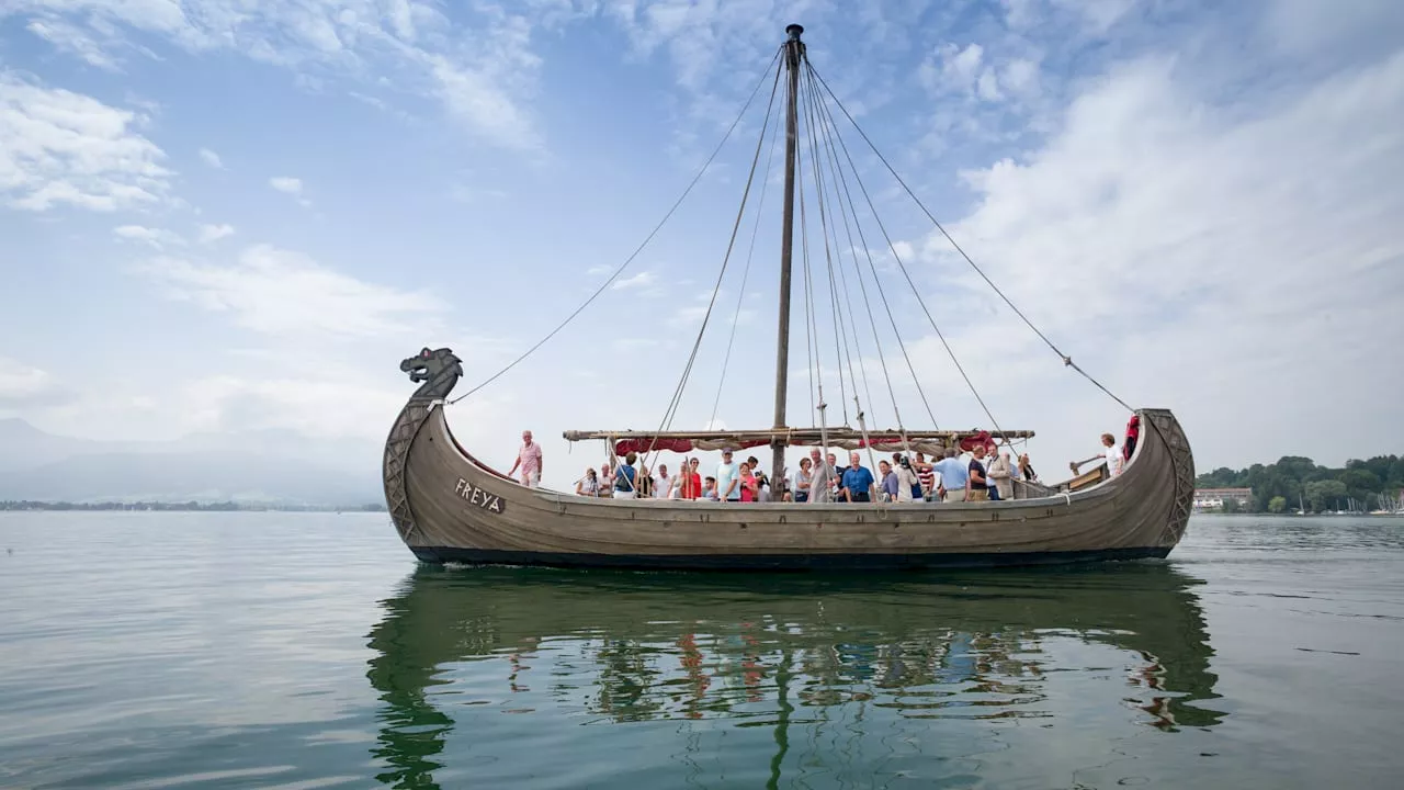 Im Chiemsee versunken: Rätsel um Schiff „Freya“ aus dem Wickie-Film