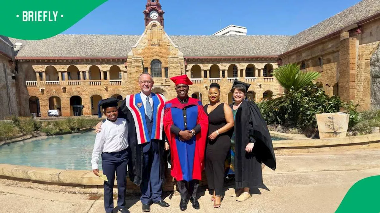 SARS Deputy Commissioner Graduates With PhD From the University of Pretoria