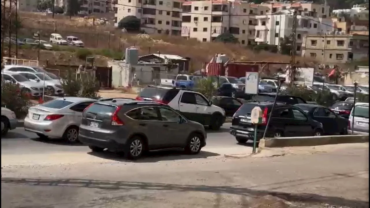 Ataques no Líbano: Vídeo mostra grande fila de carros em fuga para Beirute