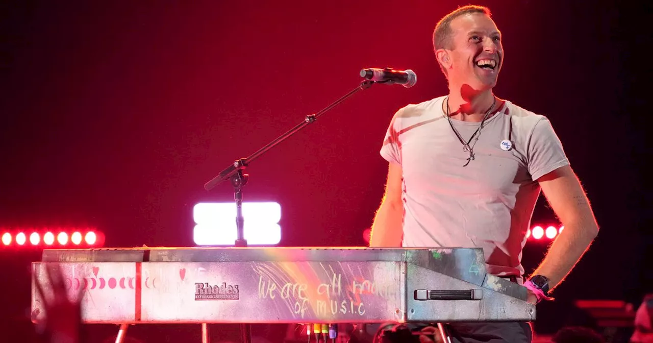 Coldplay's Chris Martin performs new song in disguise at Las Vegas karaoke bar