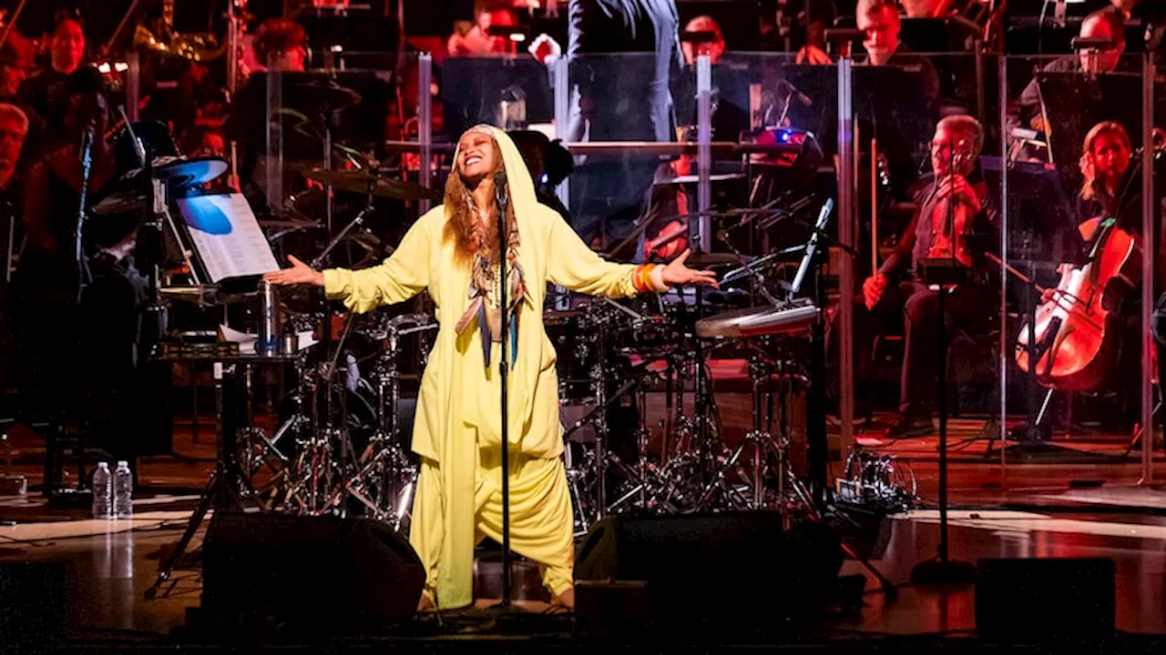 André 3000 and Erykah Badu reunite at Dallas concert