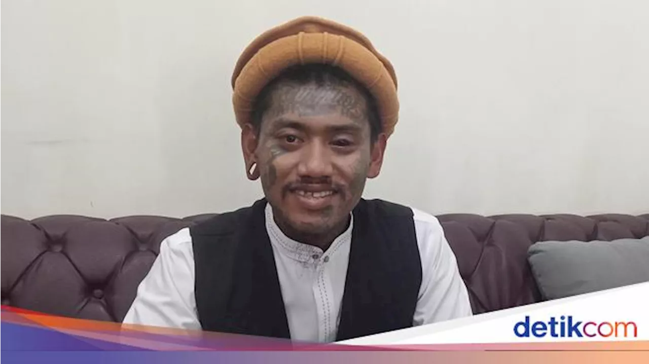 Jatuh Bangun Pendakwah Bertato Roni Bodax