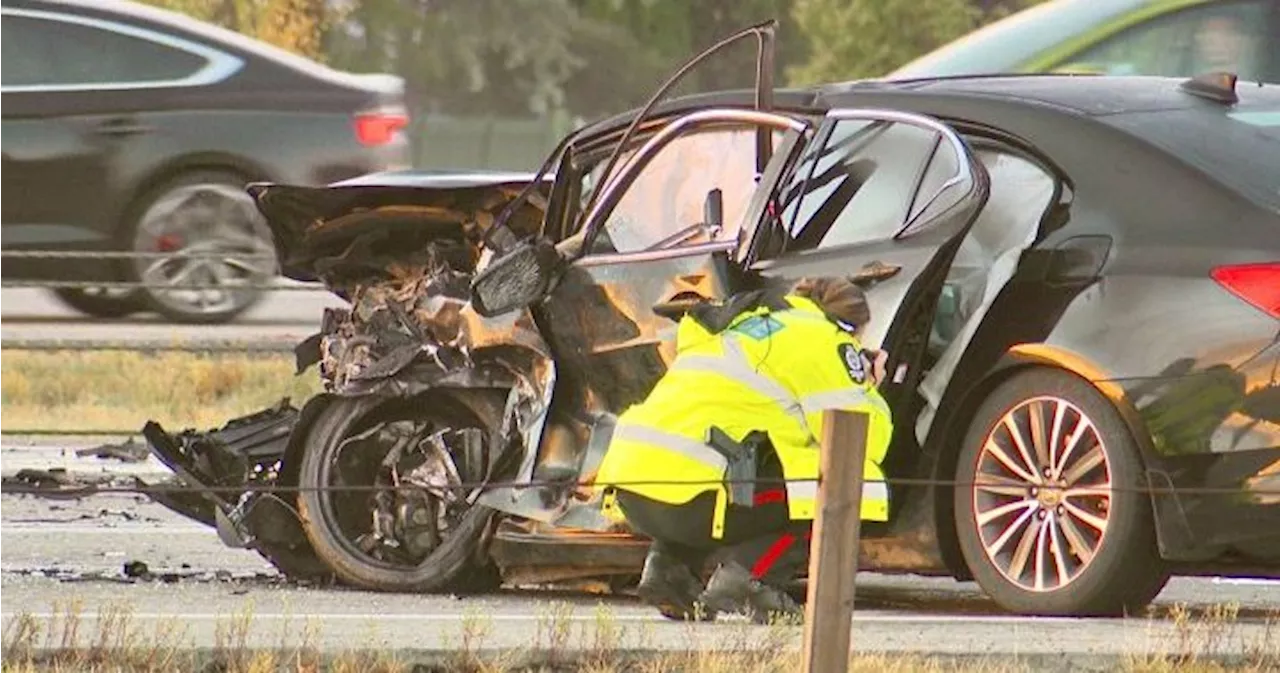 Serious 2-vehicle crash on Edmonton ring road results in significant traffic delays