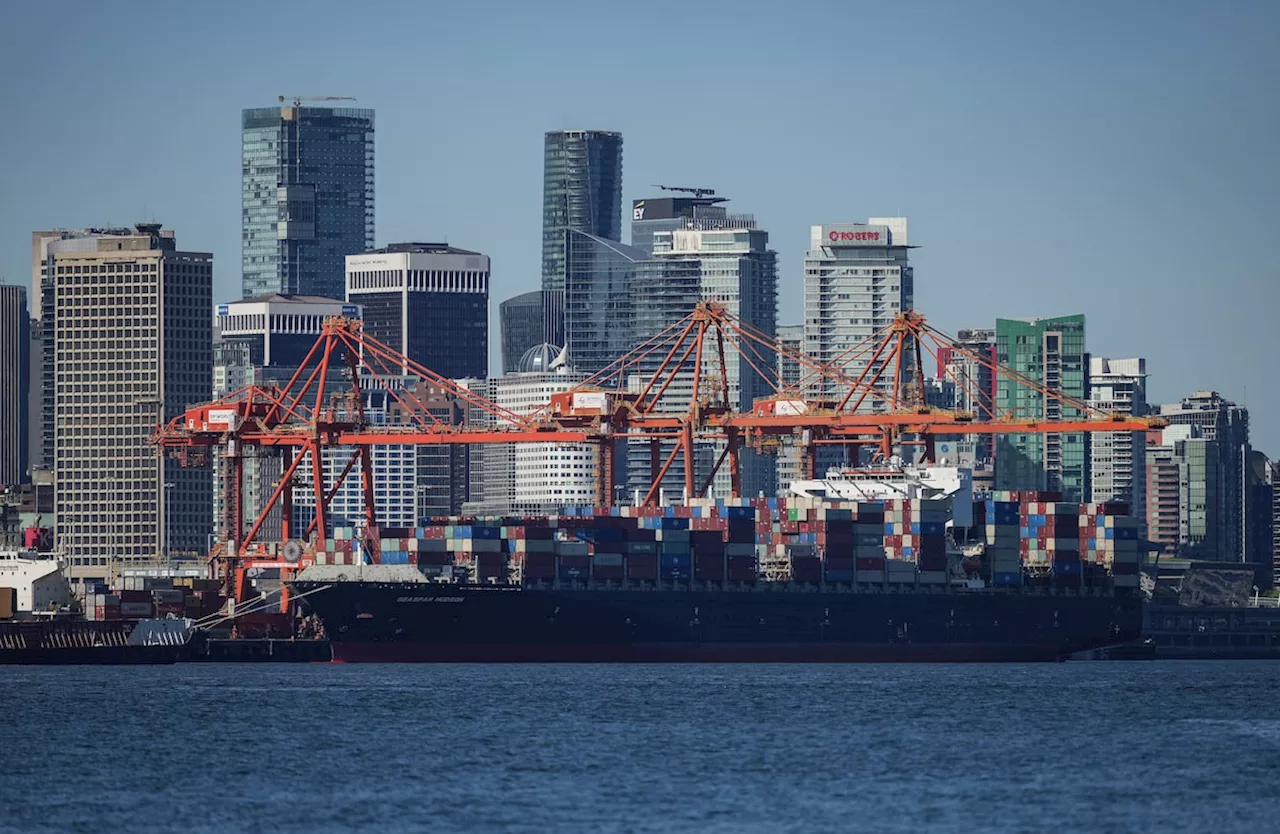 Grain farmers urge intervention as Metro Vancouver terminal workers prepare to strike