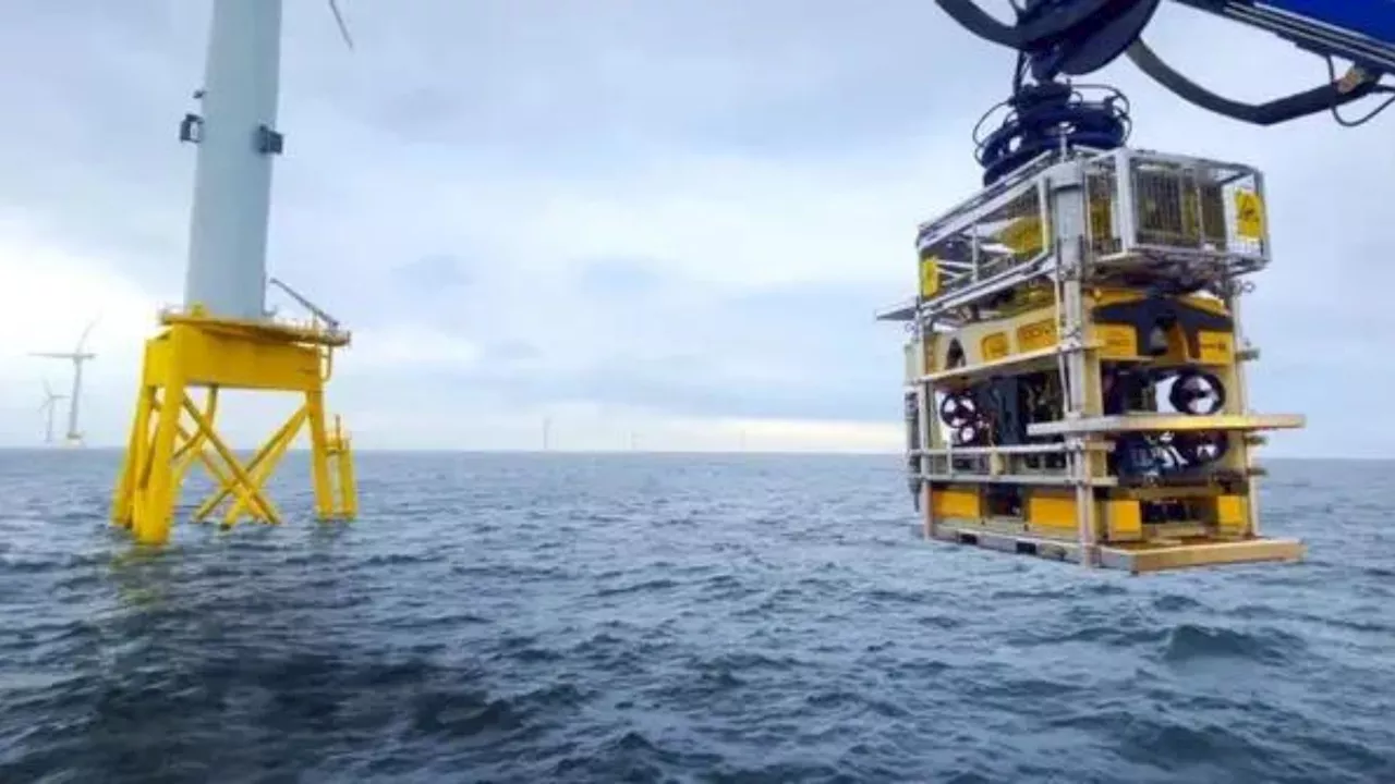 UK firm deploys world’s 1st autonomous underwater drone to inspect offshore wind farms